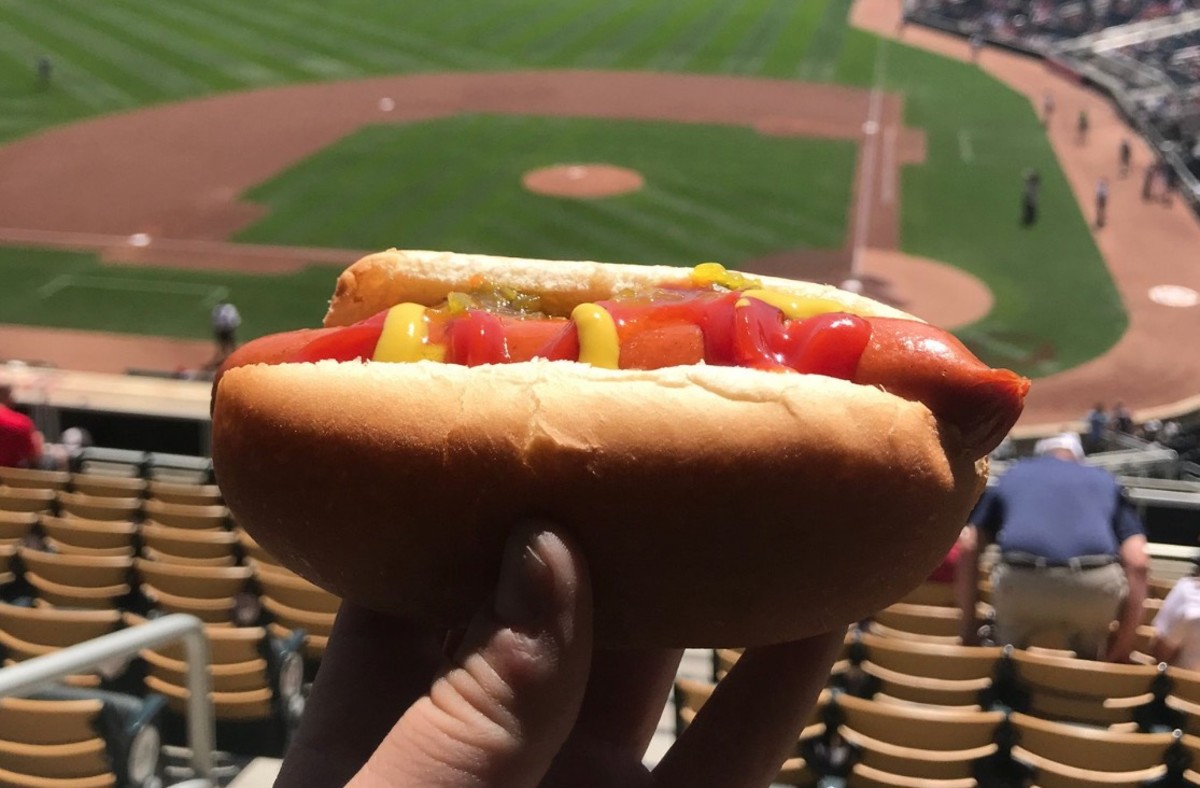 Target Field food, hot dog