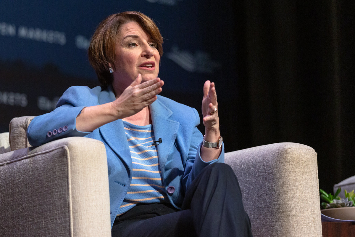 5 key takeaways from Amy Klobuchar's New Hampshire town hall - Bring Me The News1200 x 800