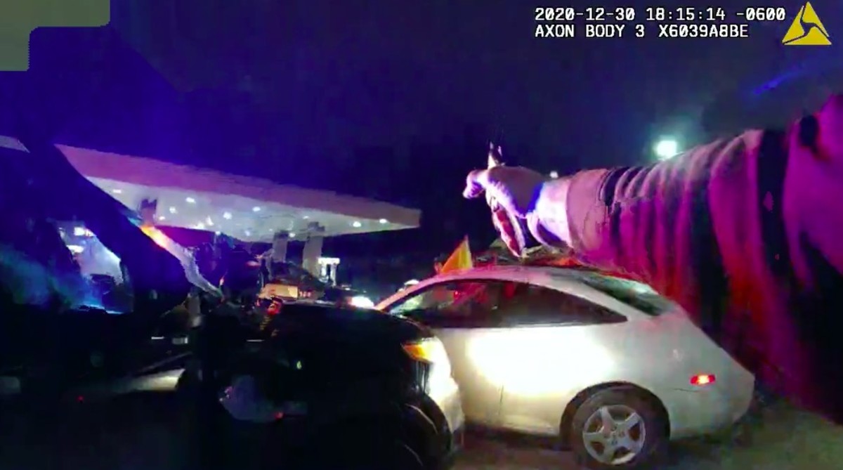 A screengrab of body camera footage from the Dec. 30, 2020, fatal shooting of Dolal Idd. 