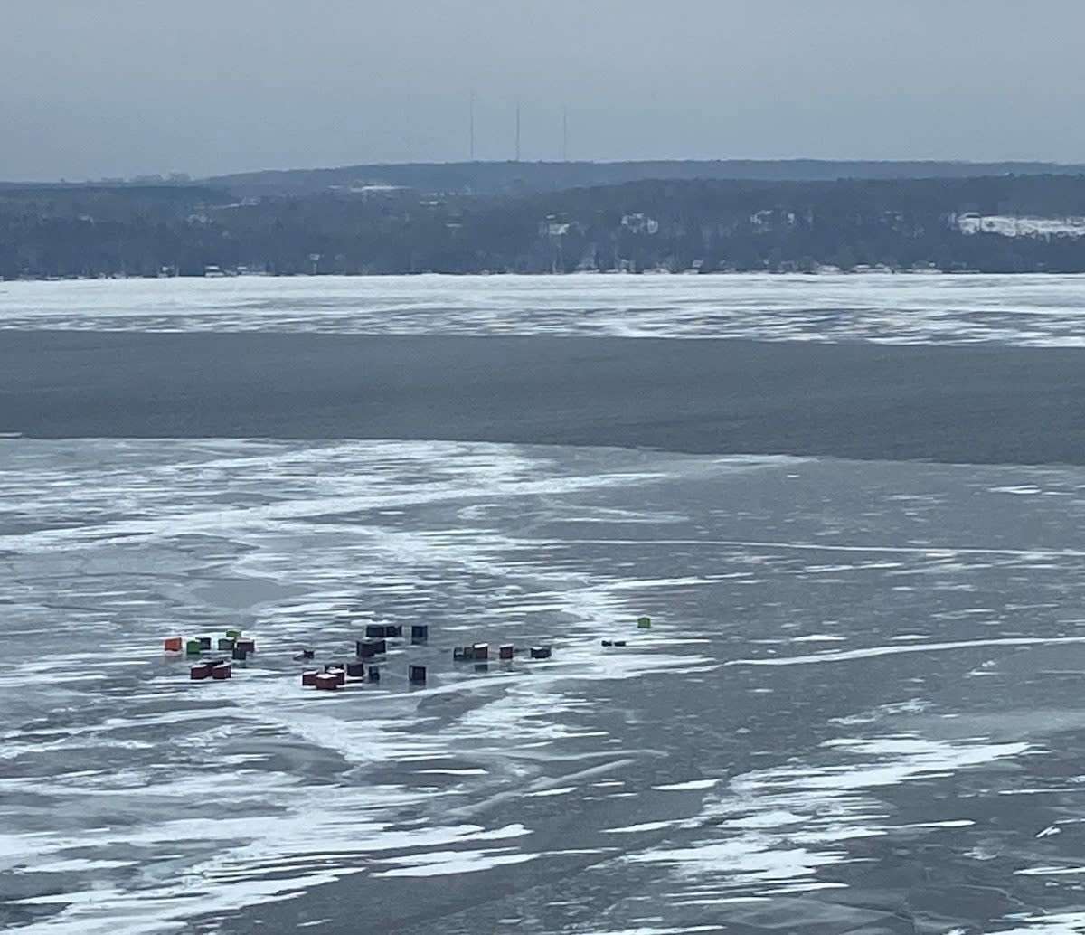 66 anglers rescued from ice floe off Wisconsin shore - Bring Me The News