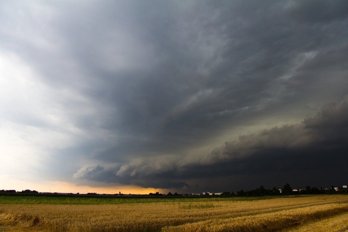 85 Mph Winds, Tornadoes, Hail Possible With Severe Storms In Southern ...