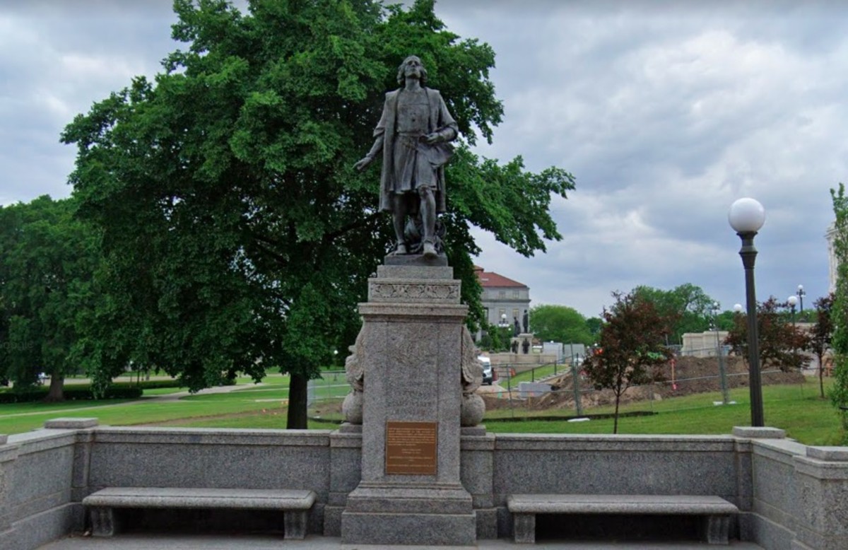 Columbus statue pulled down outside Minnesota State Capitol Bring Me