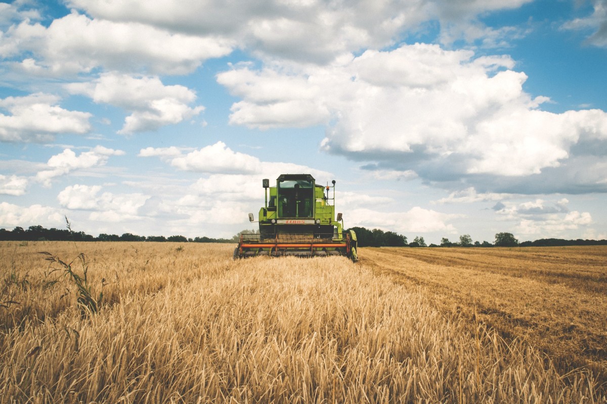 pixabay tractor farm