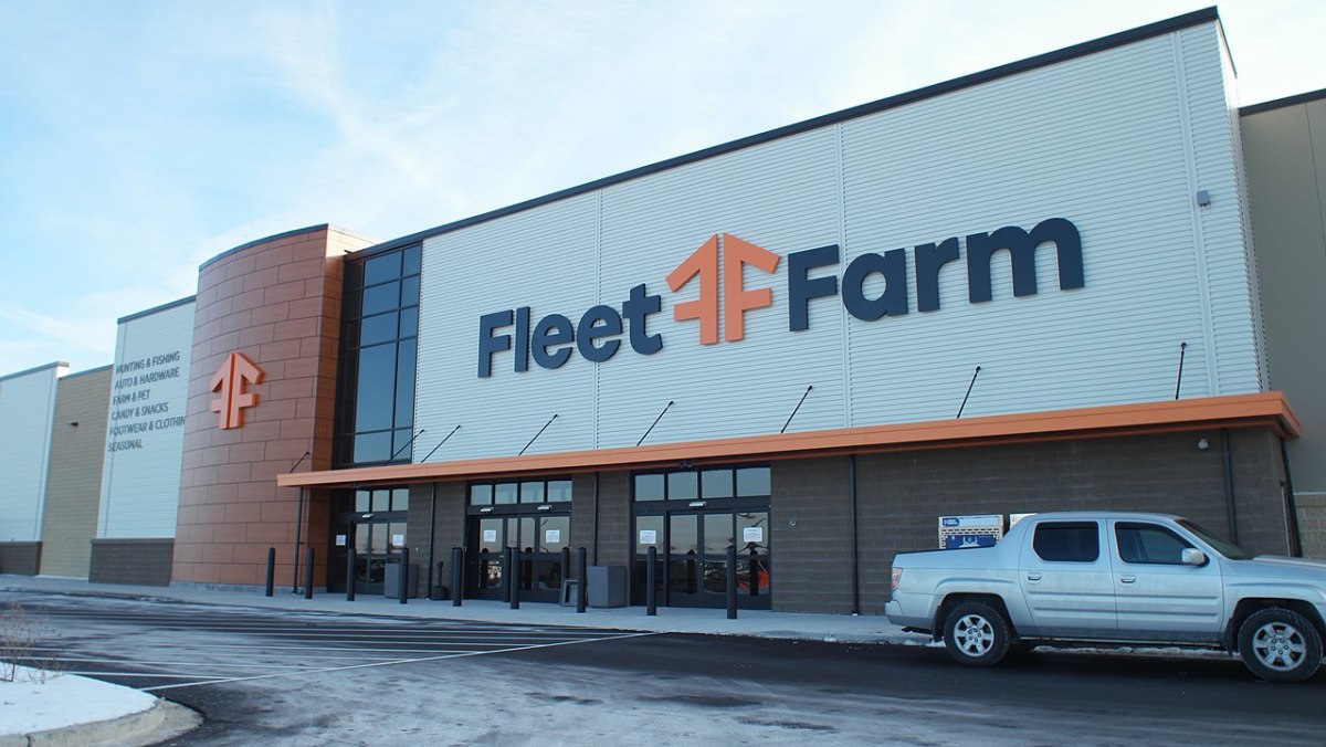 Fleet Farm will move into former Hastings Target store - Bring Me The News