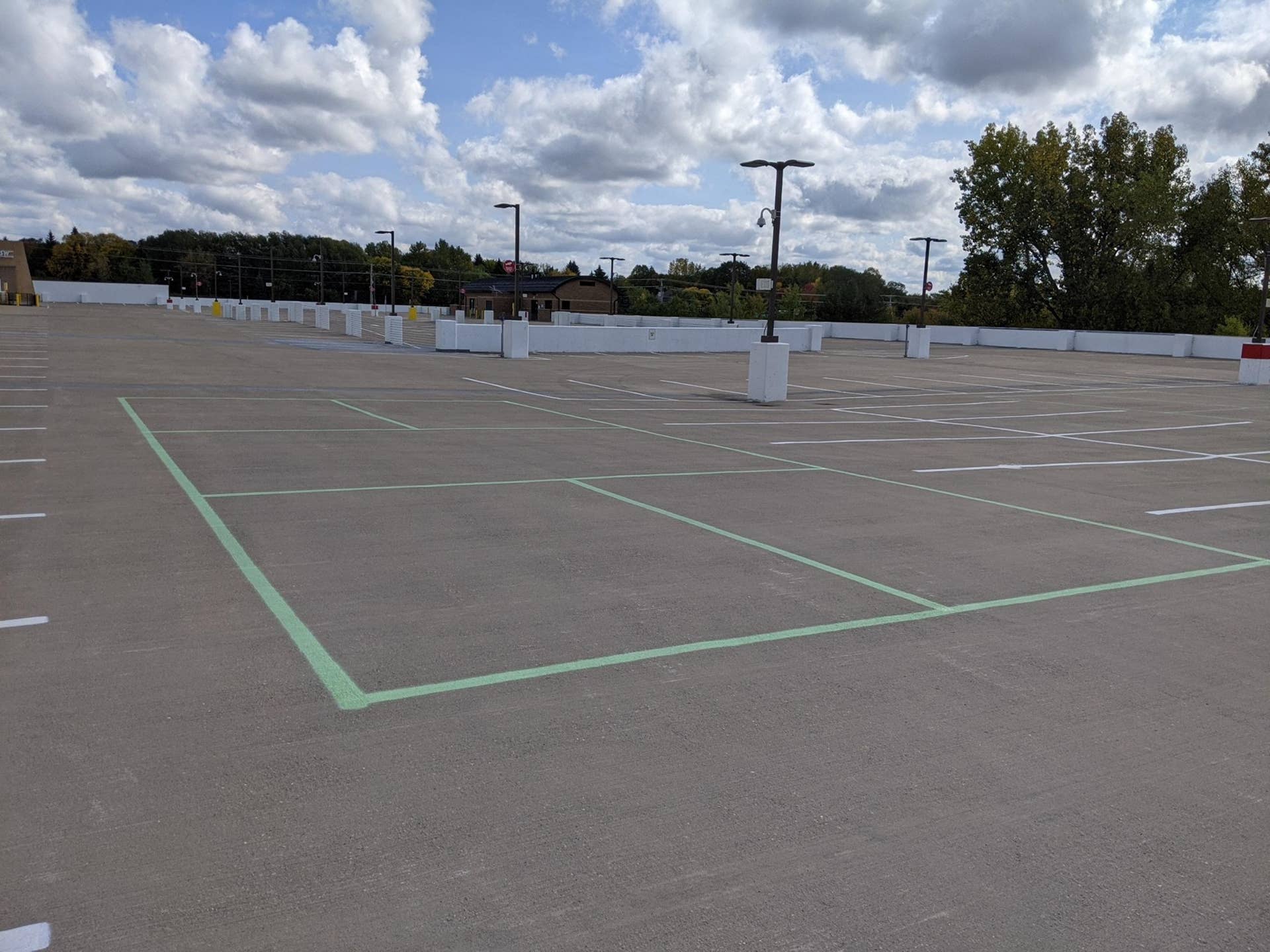 Chaska adds 3 pickleball courts to top of SouthWest Transit parking ramp - Vimarsana News