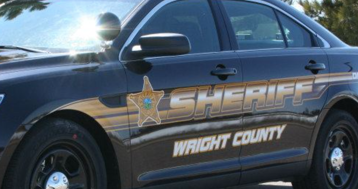 Minnesota sheriff's deputy fatally strikes pedestrian while responding to call - Vimarsana News
