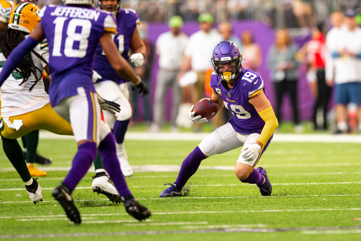 K.J. Osborn vs. Tyler Conklin: Who Will Step Up With Adam Thielen Out for  Vikings?