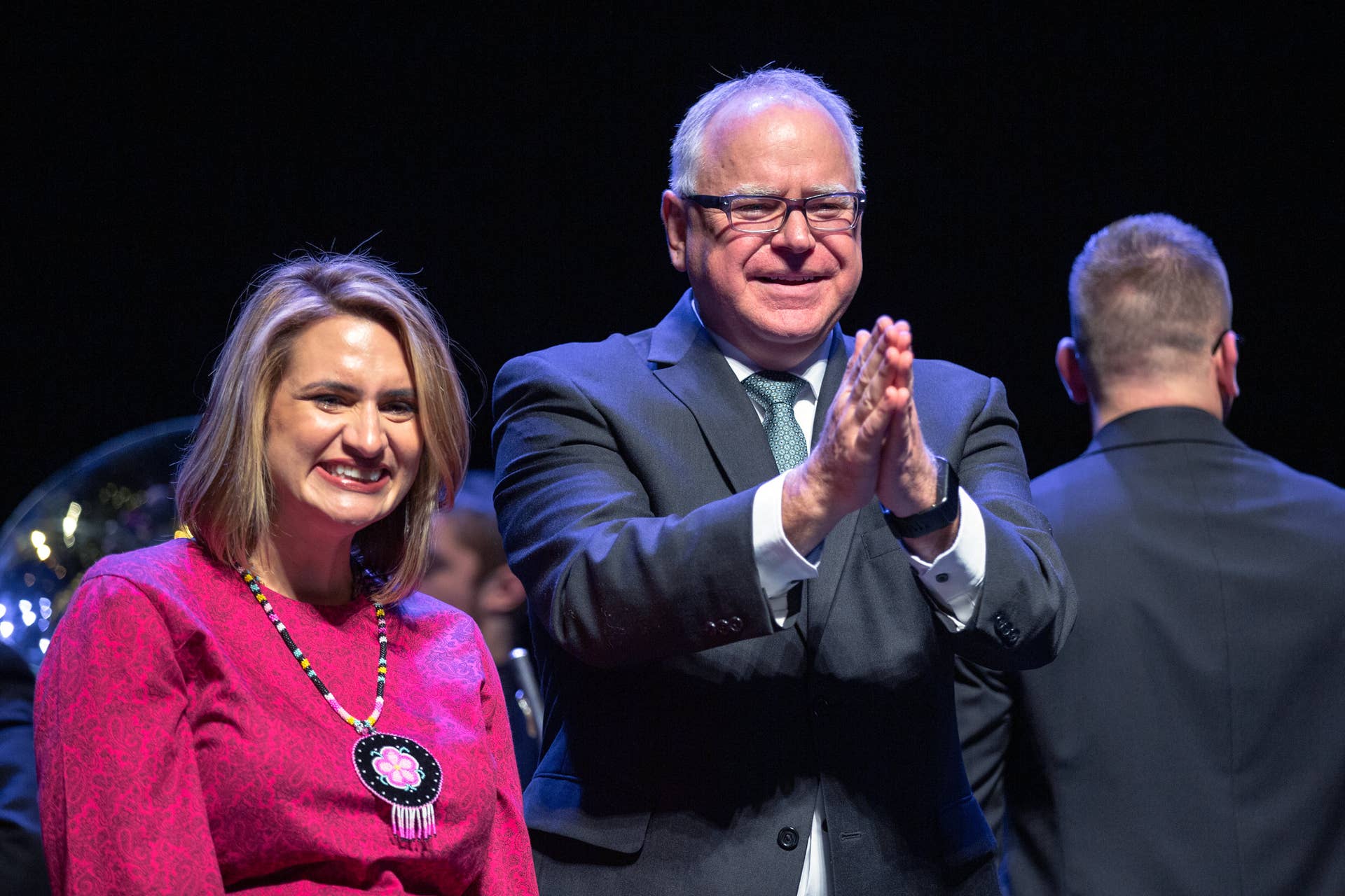 'Walz Checks' would send $175 or $350 direct payment to most MN households - Vimarsana News