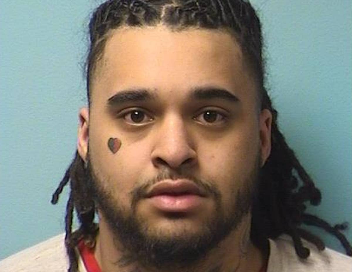 Charges: Avon teen shot in the chest while trying to buy 'ghost gun' - Vimarsana News
