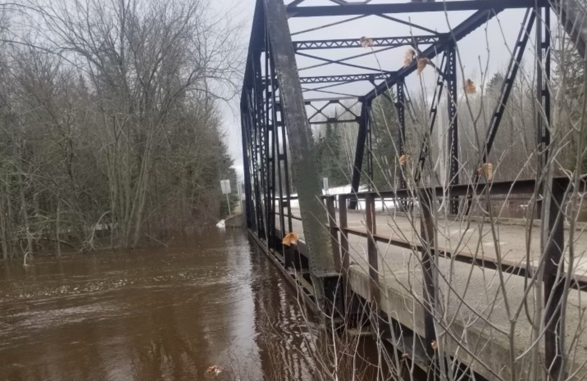 Bridge closed as Sturgeon River rises in St. Louis County - Vimarsana News