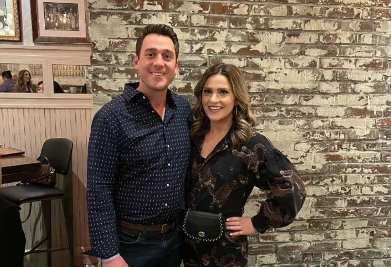 FOX 9's Mary McGuire, KSTP's Brett Hoffland expecting baby - Vimarsana News