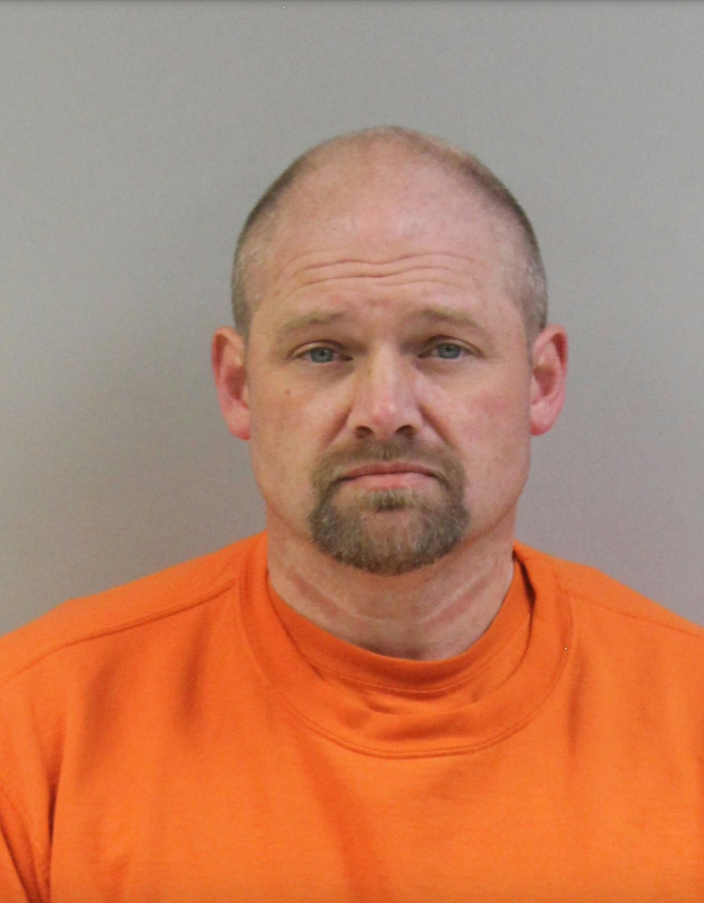 Charges: Minnesota man shot brother in the eye, let his body decompose in camper - Vimarsana News