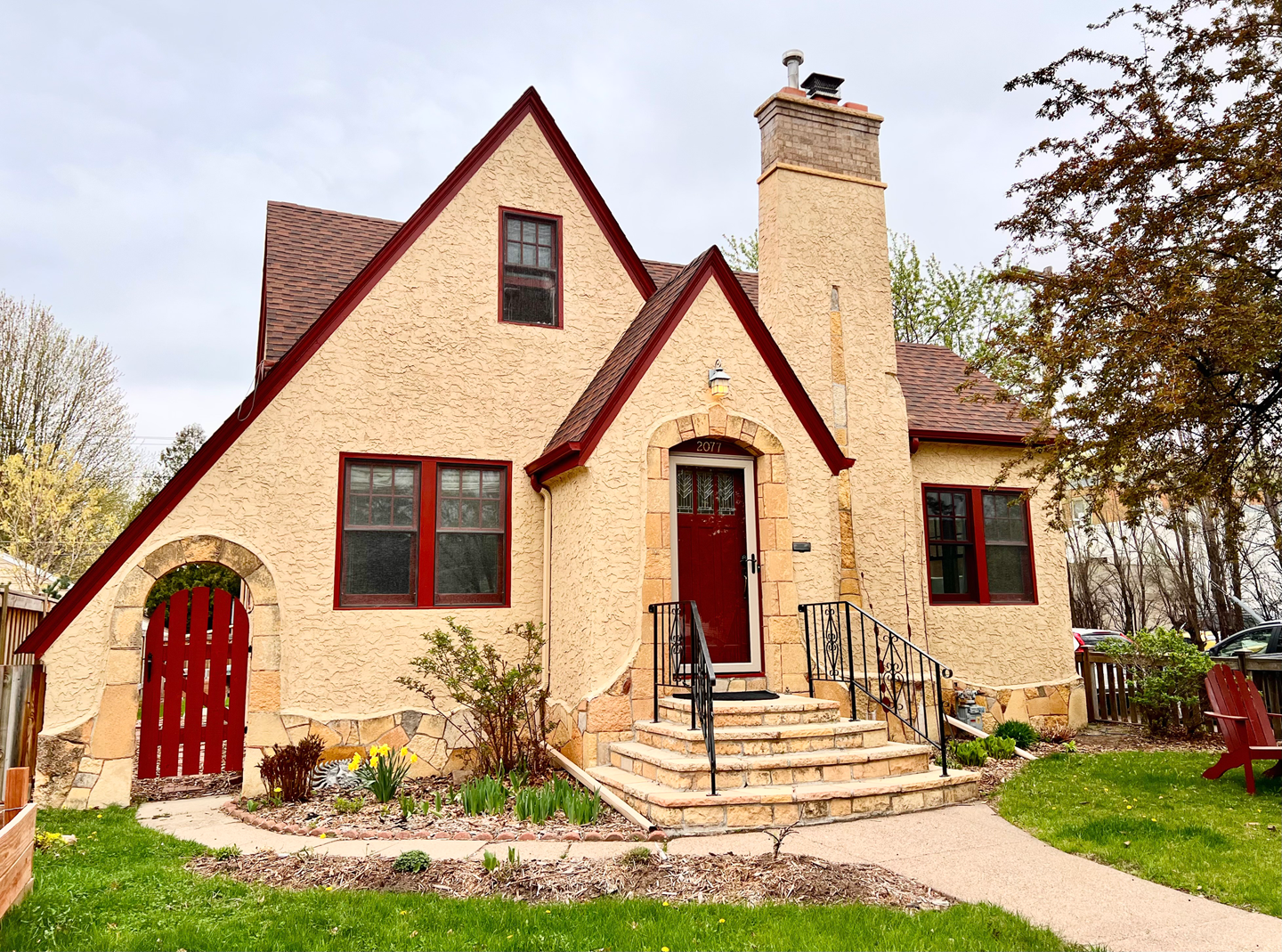 Gallery: Highland Park gem just minutes away from river walking and biking paths - Vimarsana News