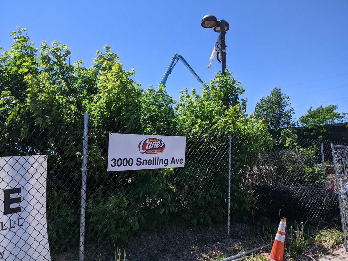 BMTN - Raising Canes sign, construction, 3000 Snelling, Minneapolis - 2021.05.26 1