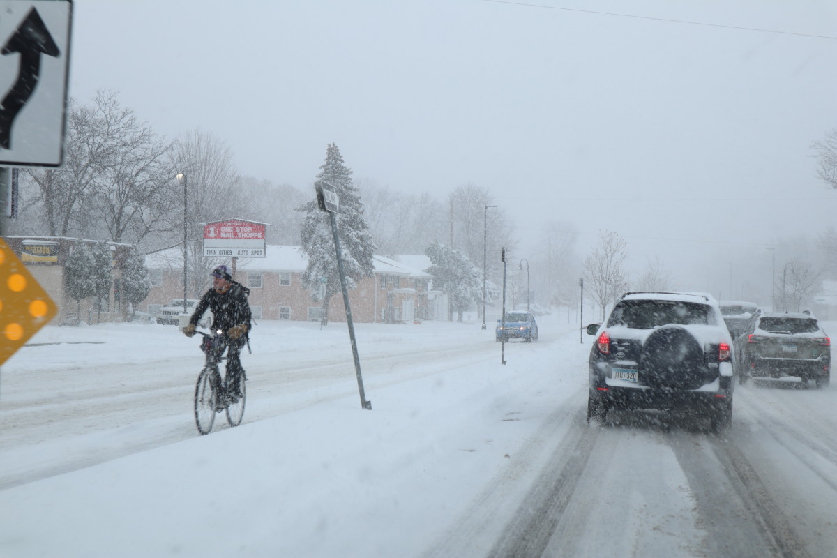 Intensifying storm to deliver snow, dangerous cold to Minnesota - Bring ...