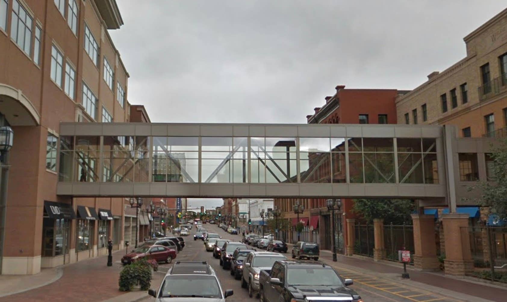 Three teens arrested after firing pellet guns at people in Duluth skywalk - Vimarsana News