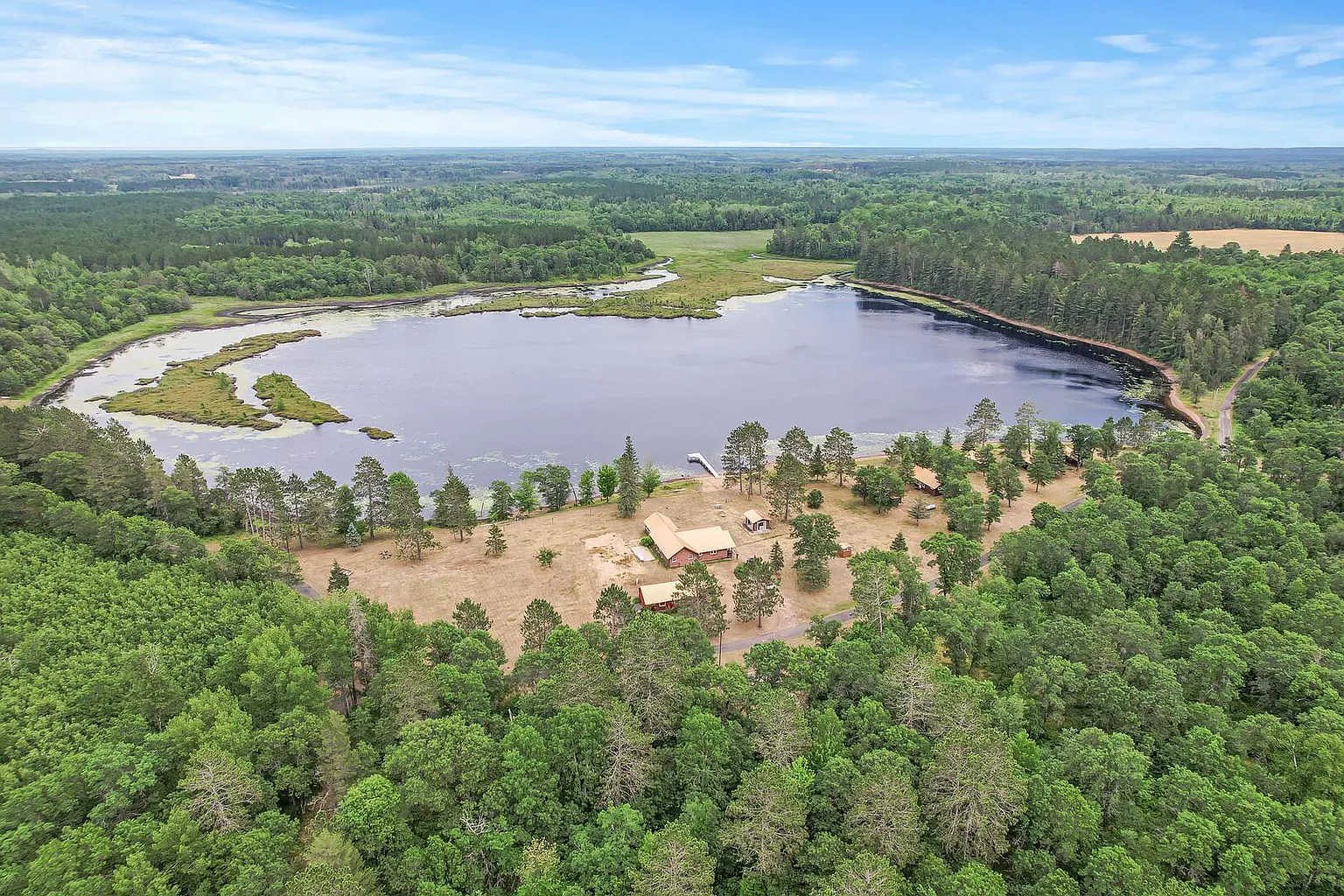 Gallery: 1,000-acre Wisconsin resort listed for nearly $4.3M - Vimarsana News