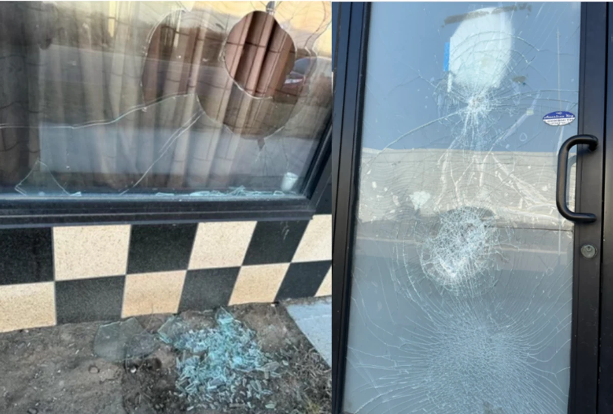 Suspect Smashed Windows Door At Minneapolis Mosque Bring Me The News 3302