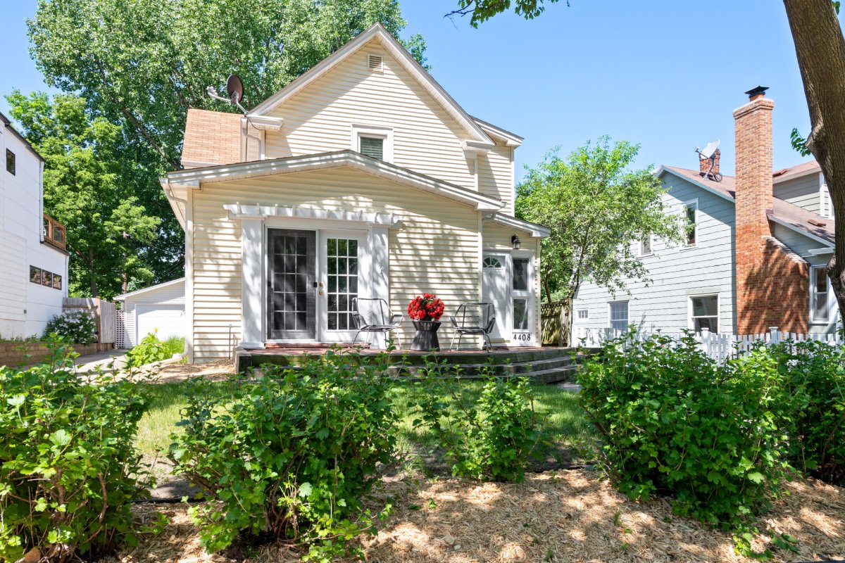 Gallery This charming Linden Hills cottage has a surprising number of