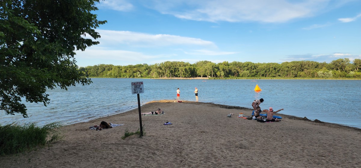 Minneapolis beach temporarily closes due to E. coli levels - Bring Me ...