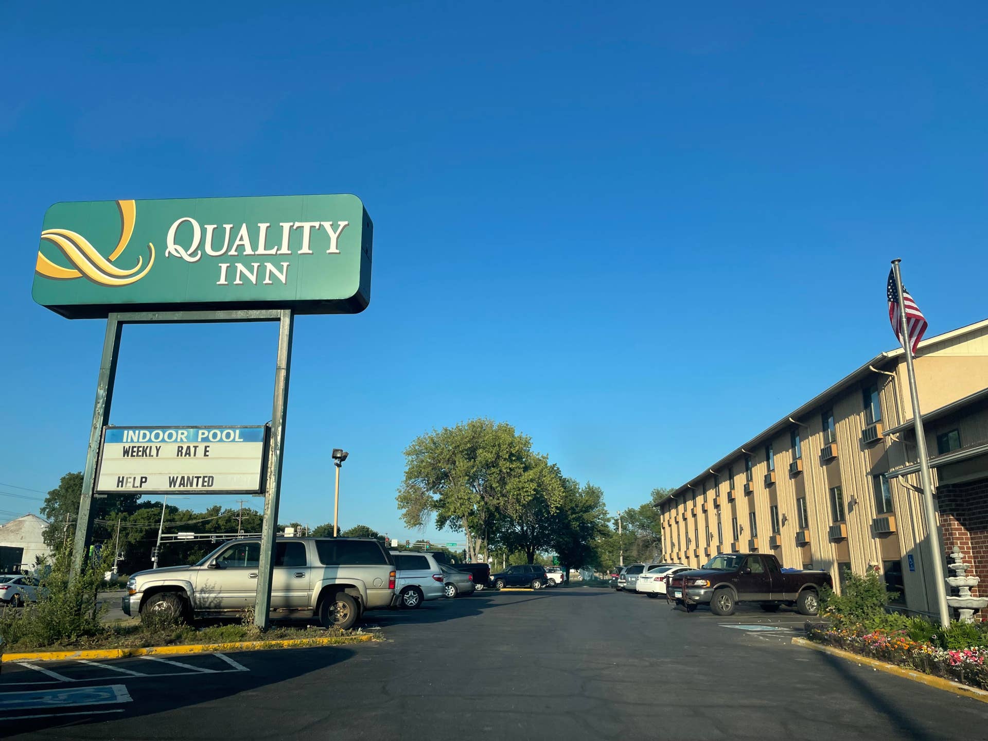 City officials eye purchase of longtime downtown Savage hotel - Vimarsana News