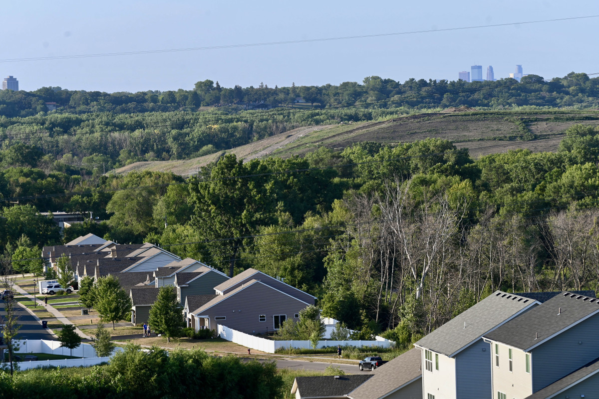 Draft permit issued for massive Burnsville landfill expansion Bring
