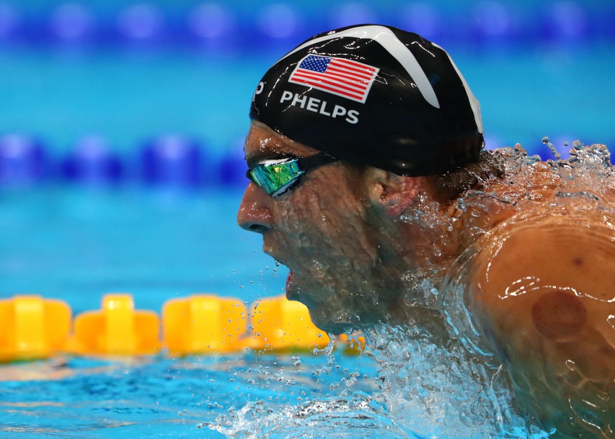 Michael Phelps sends motivational message to Minnesota high school swim team Bring Me The News