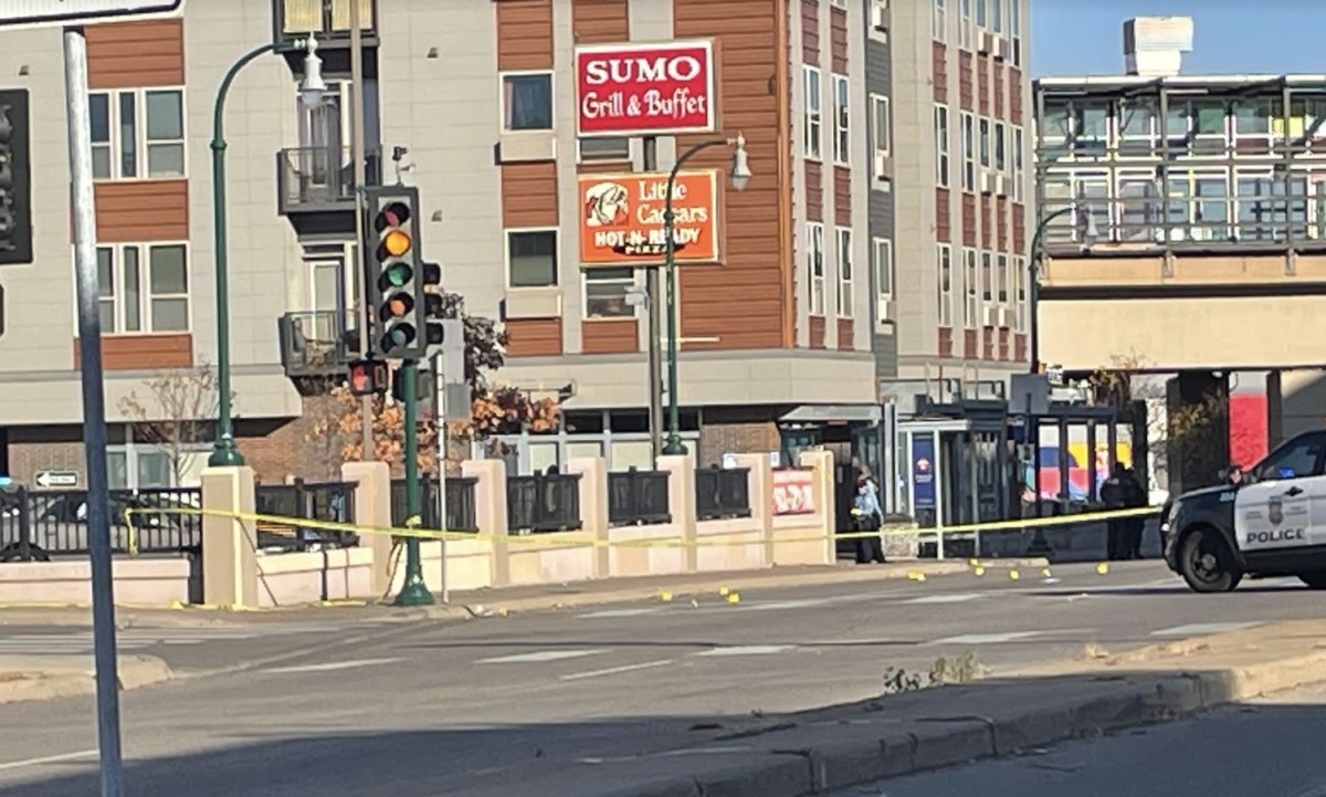 Student among 3 seriously wounded in Lake Street driveby shooting