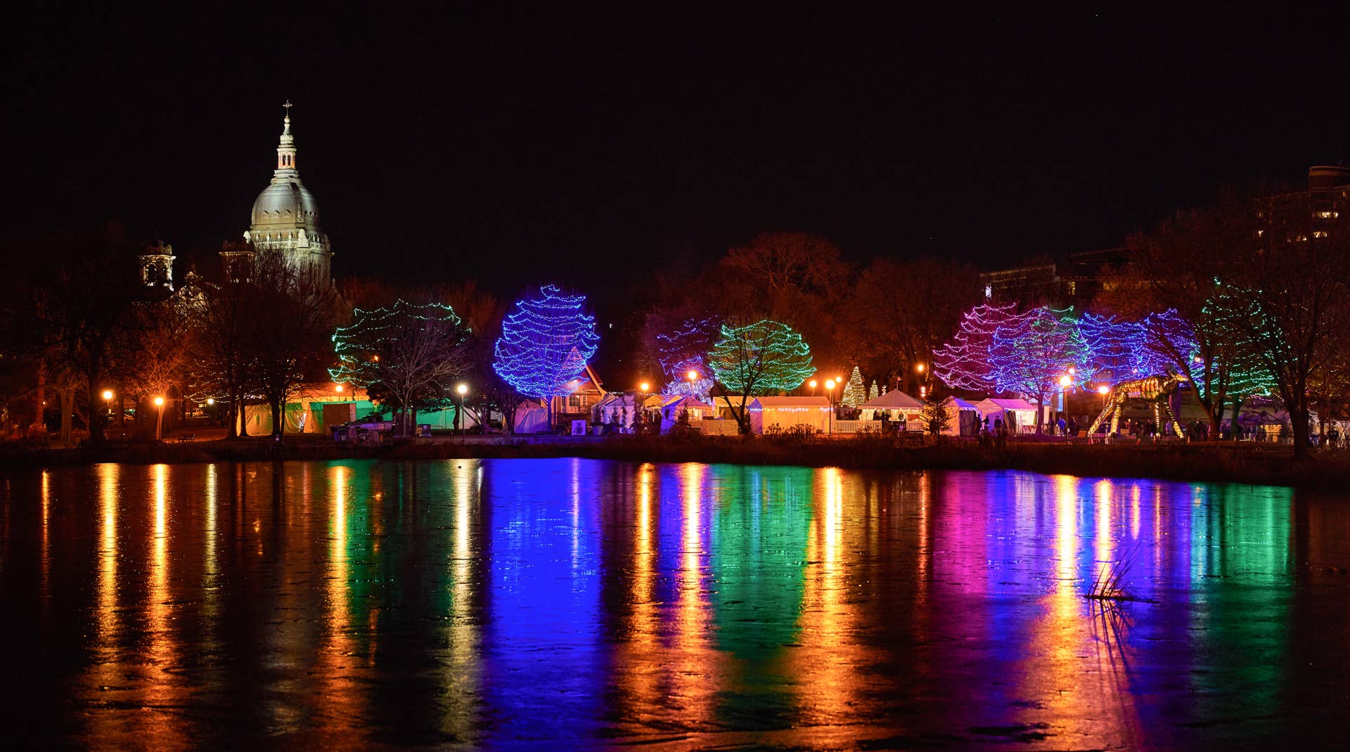 Holidazzle returns this month; explore the line-up of festivities - Vimarsana News