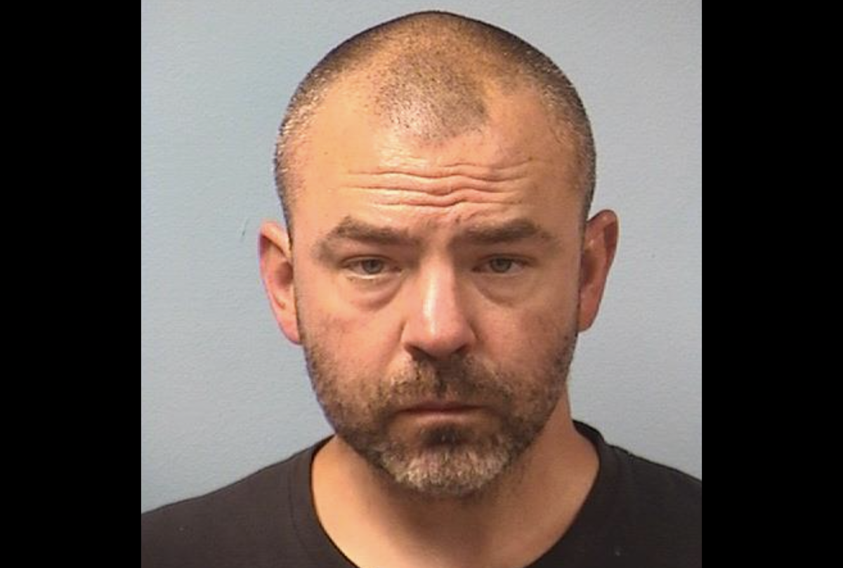 Charges Man lights car in St. Cloud Walgreens drivethrough on fire