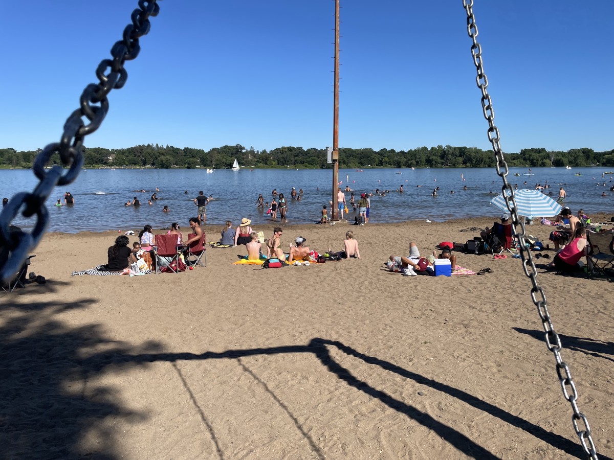 Blue-green algae health advisory issued for Lake Nokomis beach - Bring ...