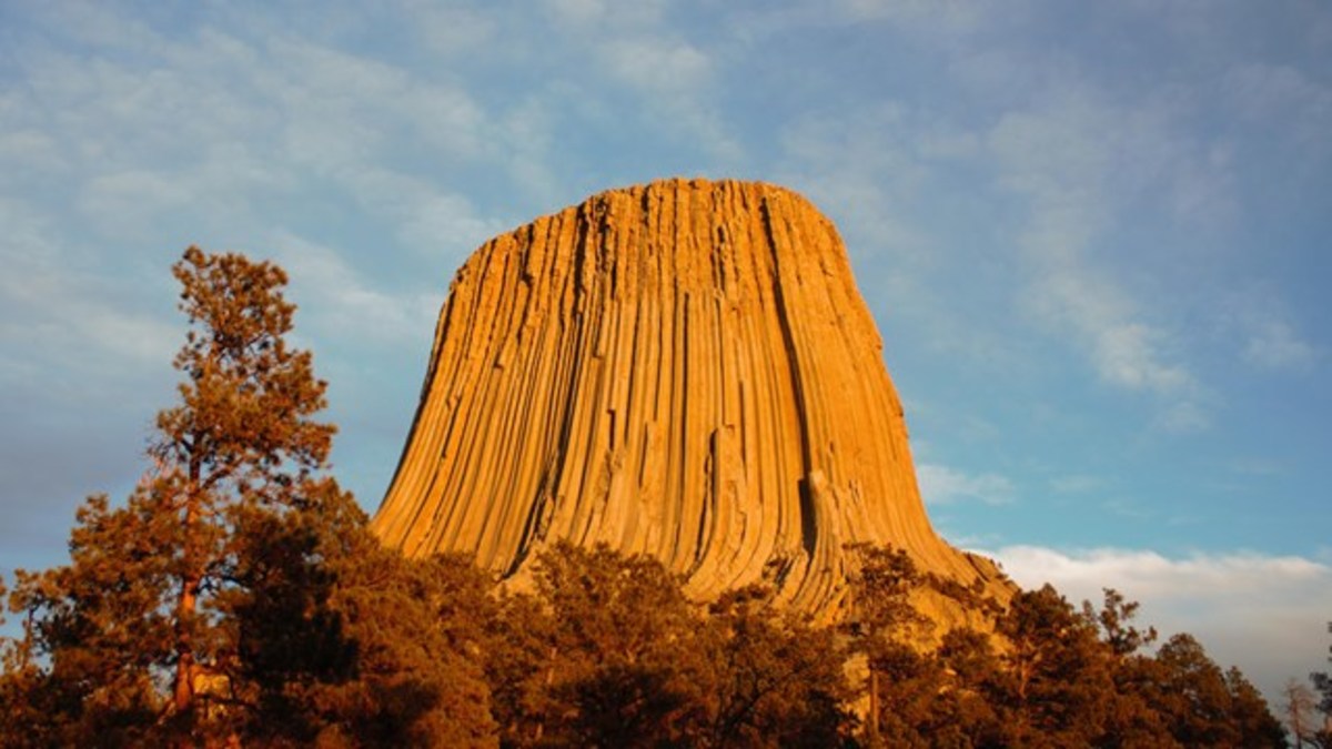 Eau Claire rock climber falls to his death at Wyoming's Devils Tower
