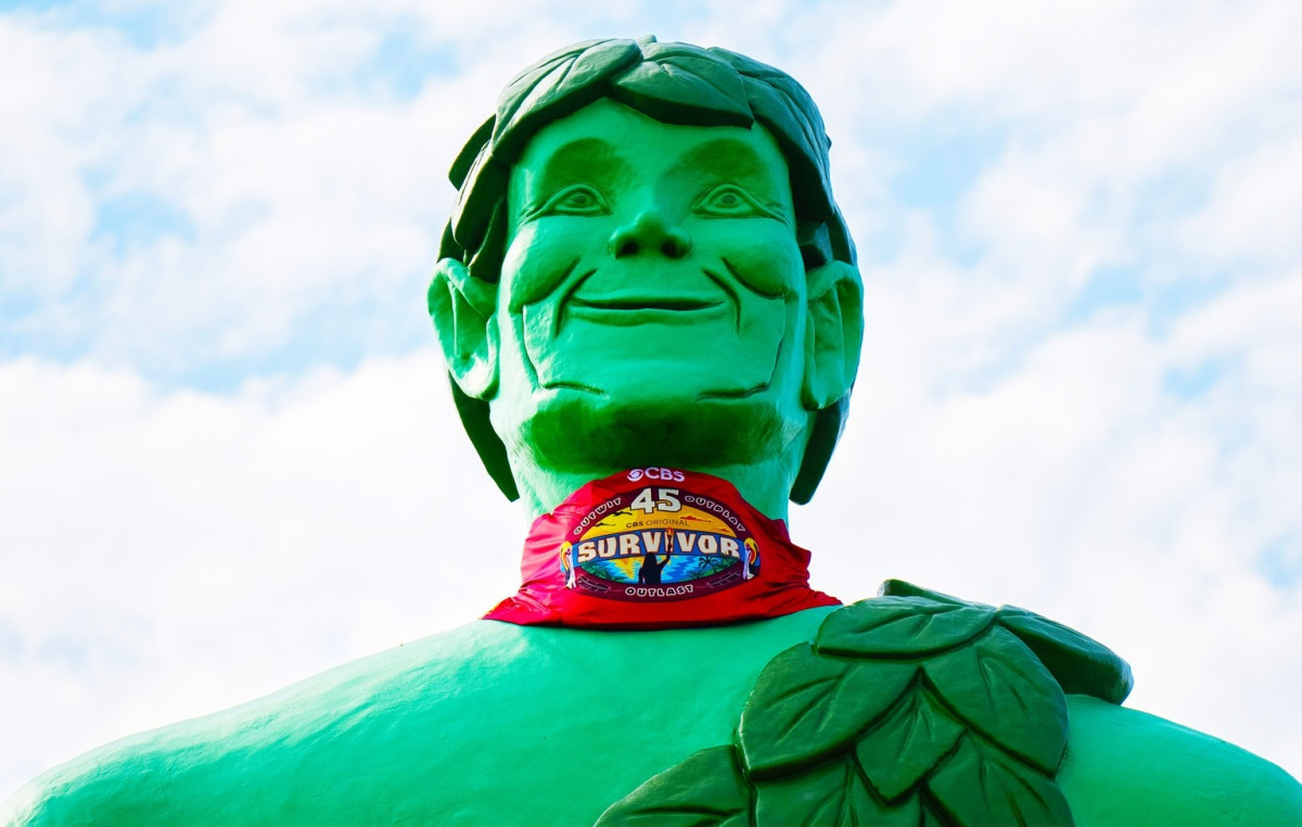 Blue Earth's Jolly Green Giant gets new look with 'Survivor' apparel and  some are less than thrilled - Bring Me The News