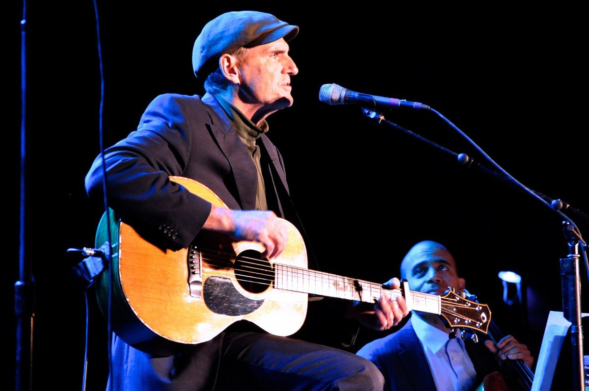 Music legend James Taylor will stop in St. Paul during 2025 summer tour